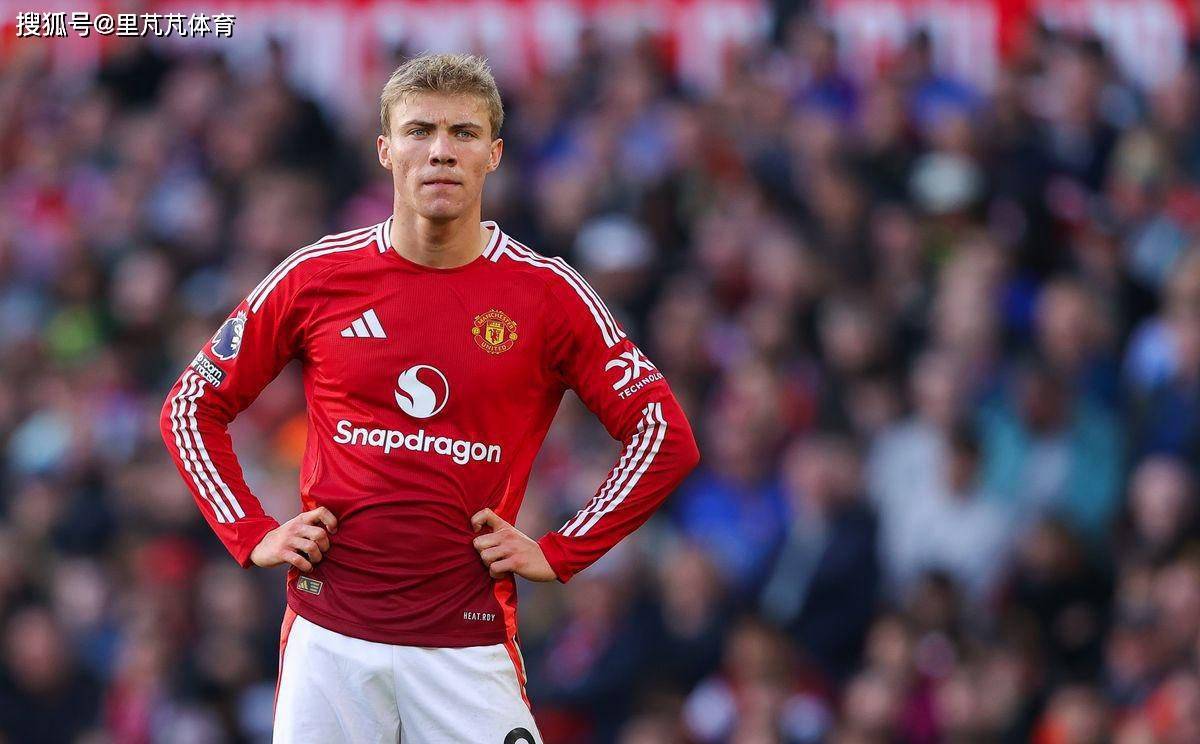 孔蒂给阿莫林带来“解药”？曼联9号卖出有解，接替卢卡库靠他